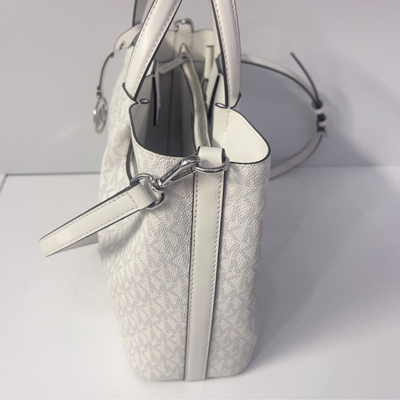 Michael Kors Carson Satchel & Wallet Set Optic White MK Signature Logo - Picture 5 of 9